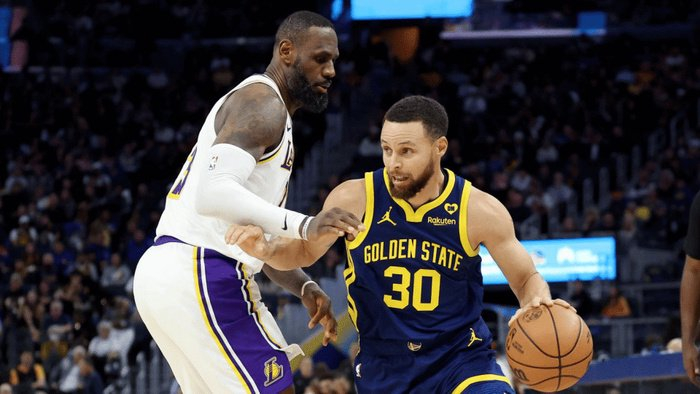 去美国看一场NBA比赛要花多少钱？说出来你可能不信|菲尼克斯太阳队|NBA常规赛|洛杉矶湖人队|纽约尼克斯队|金州勇士队_新浪体育_新浪新闻