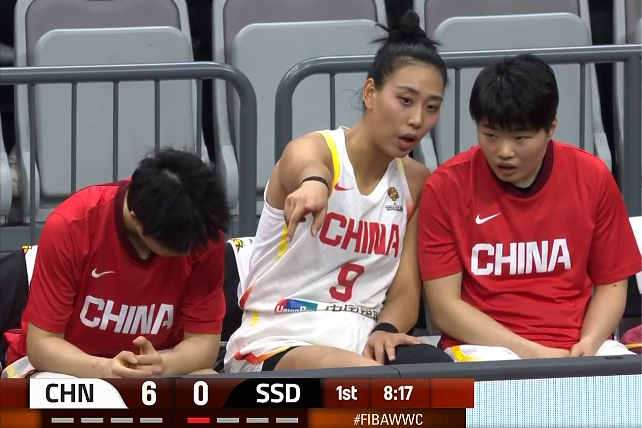 九游娱乐-中国女篮：王思雨效率高17分，奇兵14分，李月汝6中1再取一胜